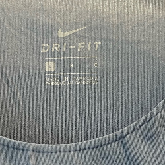 Nike dri-fit running top. NWT. Size L - Picture 4 of 4
